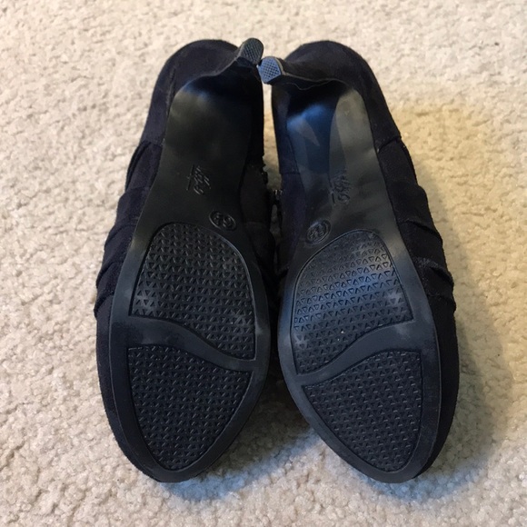 Mossimo booties - Picture 4 of 4